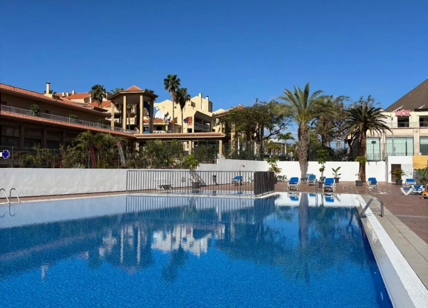 Estudio Con Mejor Posicion En Playa Las Vistas Arona