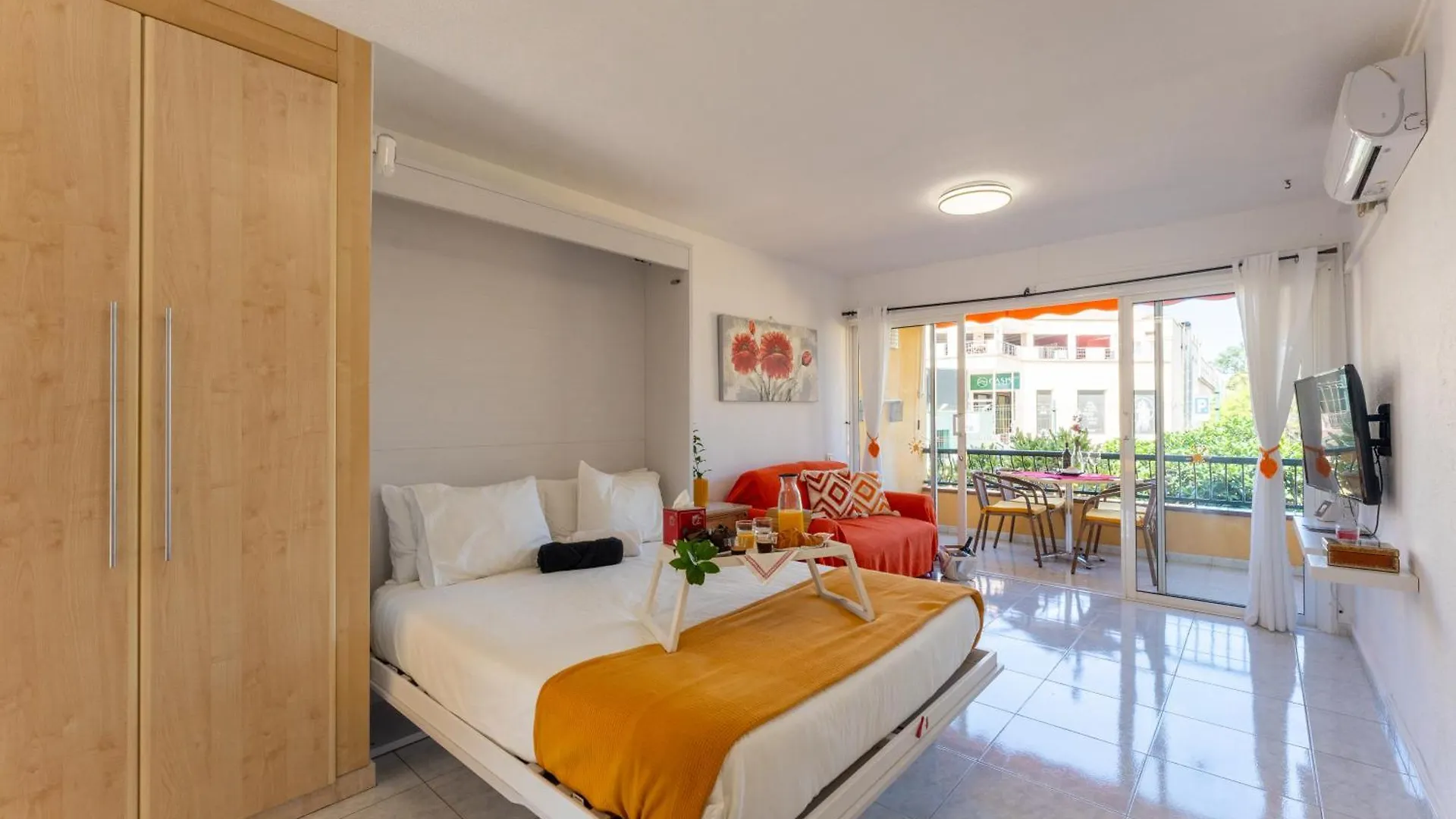 Estudio Con Mejor Posicion En Playa Las Vistas Arona  Spanje