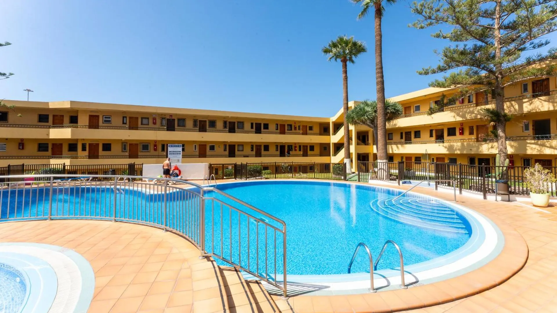 Estudio Con Mejor Posicion En Playa Las Vistas Arona  Spanje