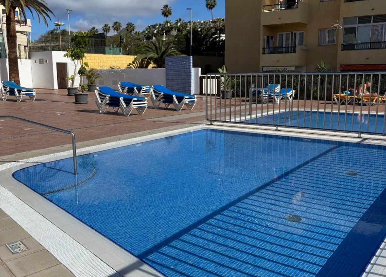 Estudio Con Mejor Posicion En Playa Las Vistas 阿罗纳 0*,