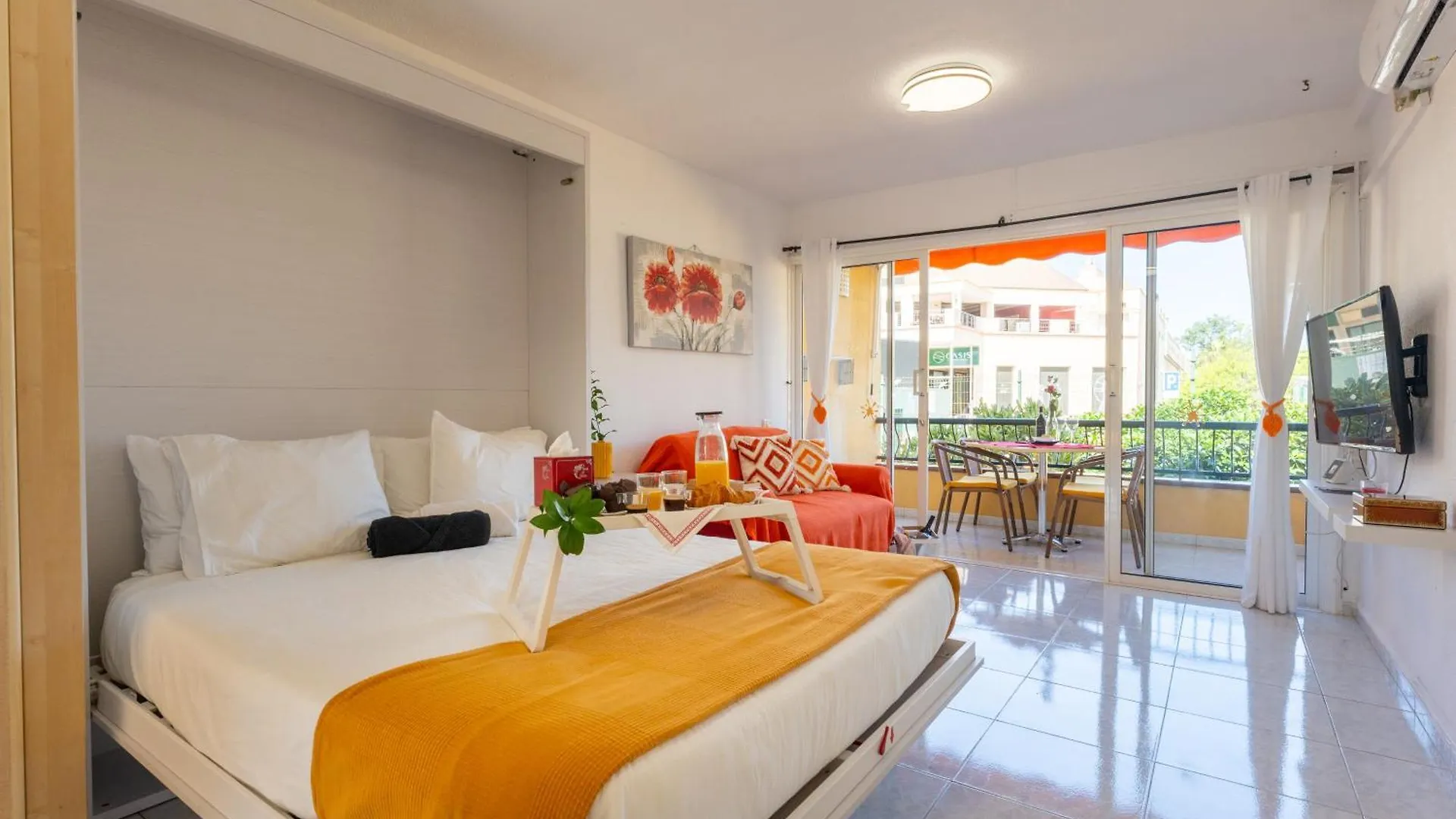 Estudio Con Mejor Posicion En Playa Las Vistas 阿罗纳 0*,  西班牙